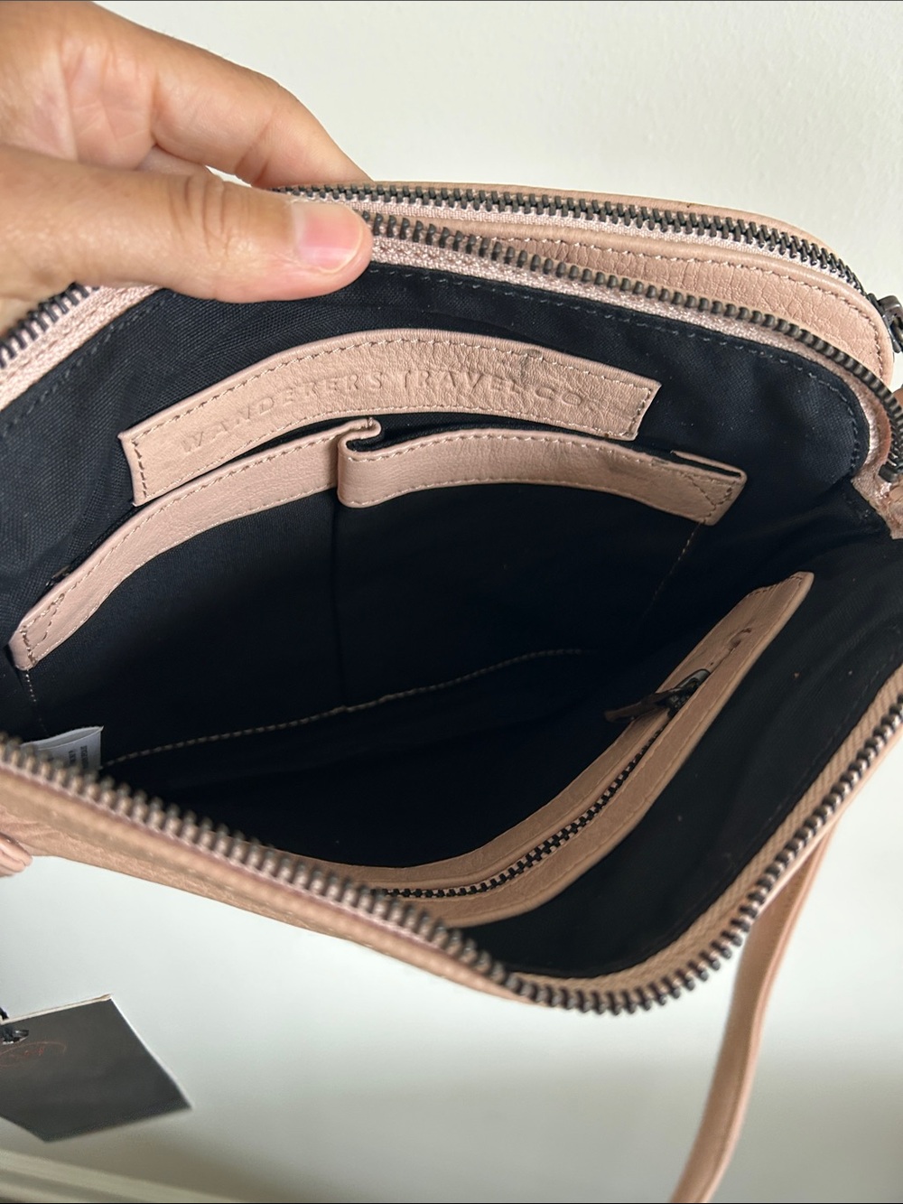 Wanderers Travel Co THE VENETIAN PASSPORT Blush Leather Crossbody Bag - Picture 11 of 13